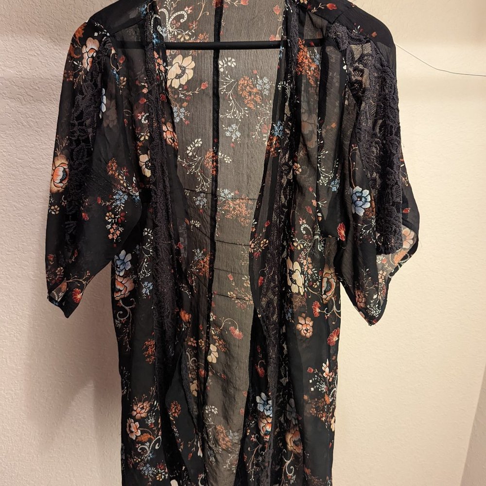 American Eagle See Through Kimono